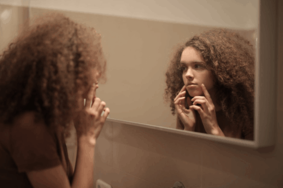 Acne as a Teen? Try Dermaplaning